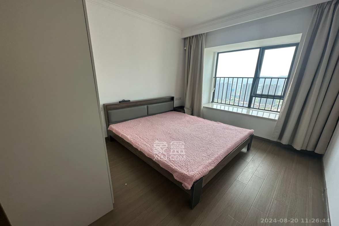 越秀亲爱里  3室2厅2卫    2650.0元/月 越秀亲爱里  3室2厅2卫    2650.0元/月室内图