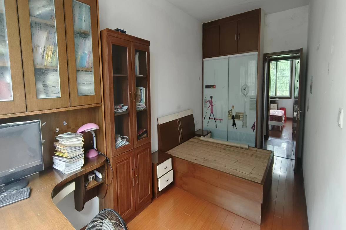 祥和人家 3室2厅1卫 1000.0元/月 祥和人家 3室2厅1卫 1000.0元/月室内图