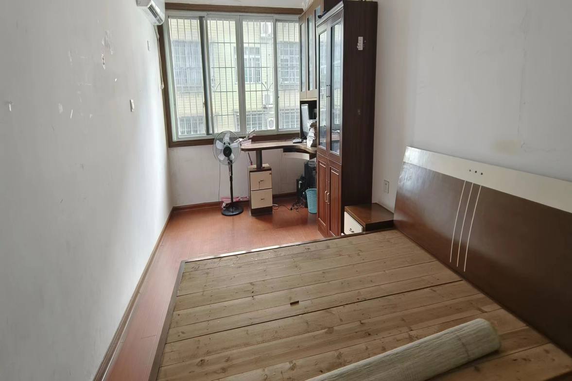 祥和人家 3室2厅1卫 1000.0元/月 祥和人家 3室2厅1卫 1000.0元/月室内图