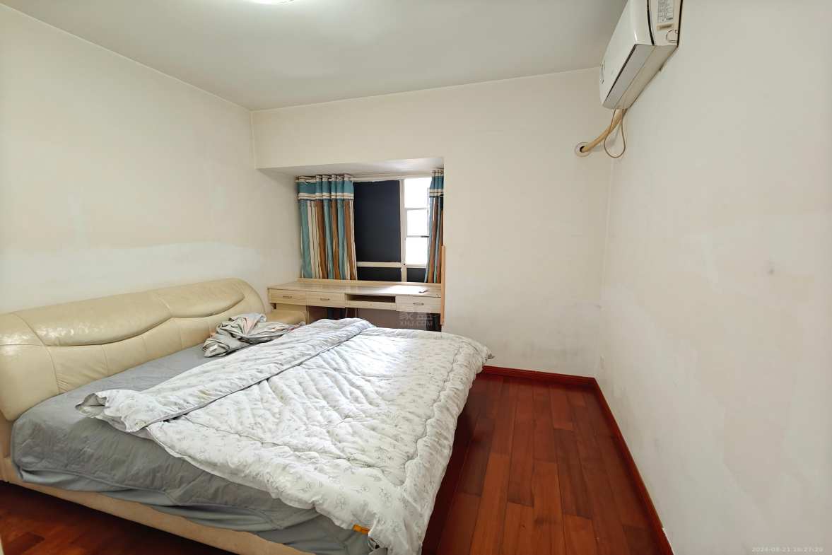 美的城三期 2室2厅1卫 1800.0元/月 美的城三期 2室2厅1卫 1800.0元/月室内图