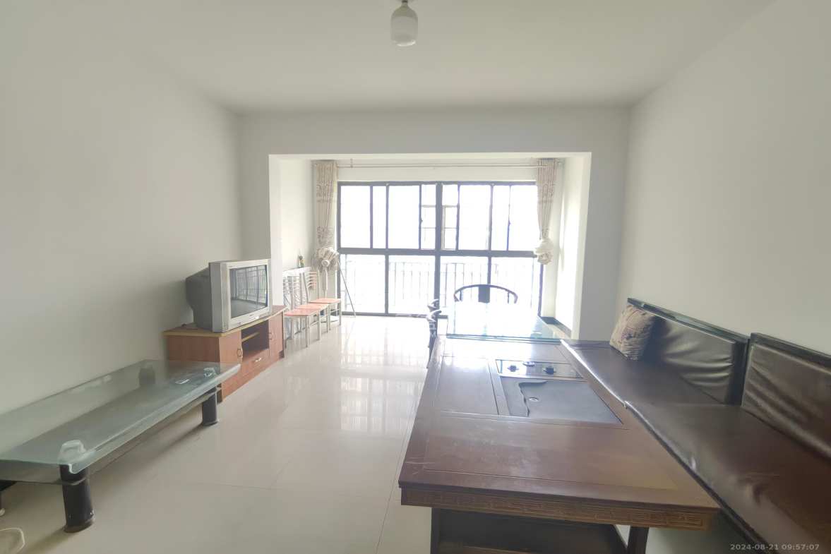 七里香榭  3室2厅2卫    1800.0元/月室内图