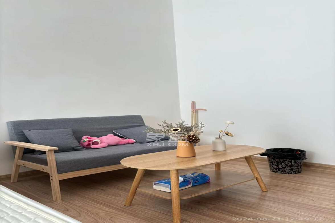 新长海漓湘悦  1室1厅1卫    1400.0元/月 新长海漓湘悦  1室1厅1卫    1400.0元/月室内图