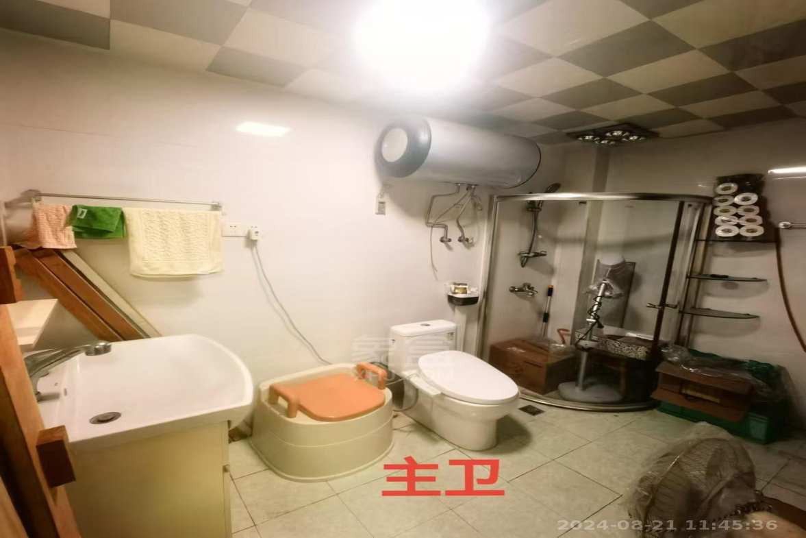 泉塘湾一期  3室2厅2卫   1200.00元/月室内图