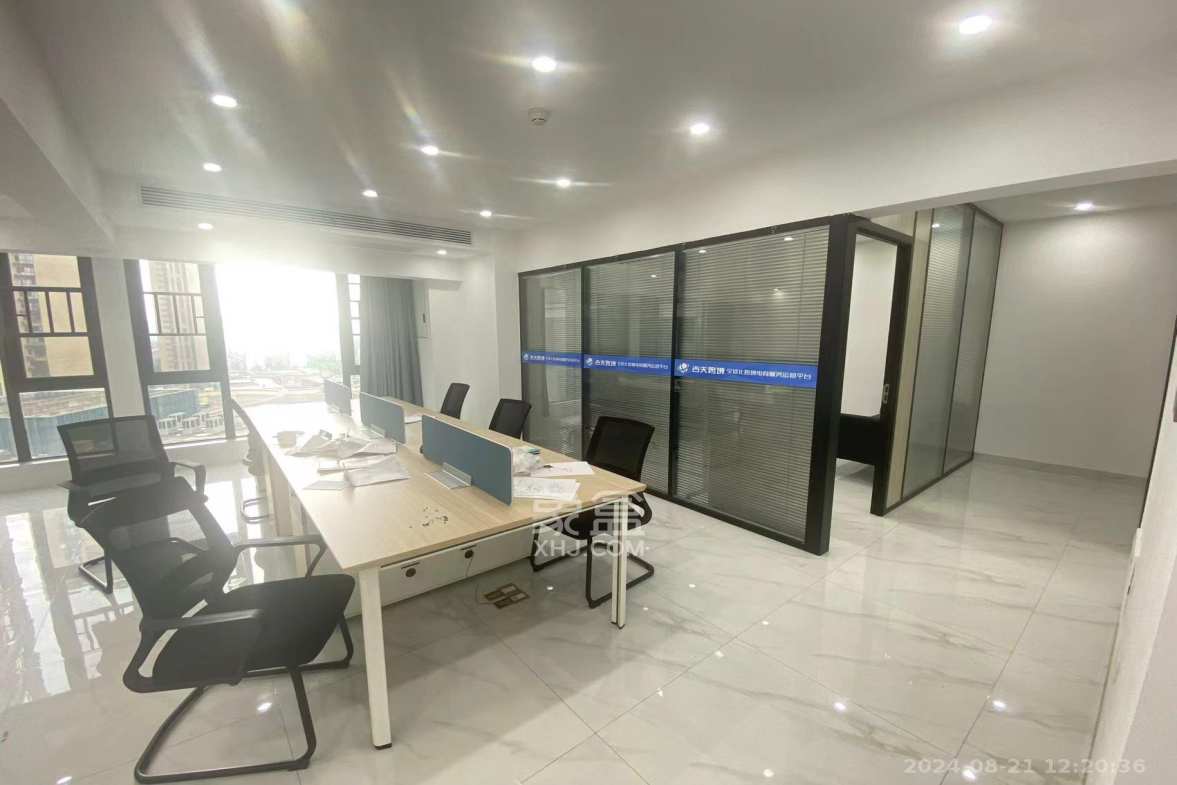 兰亭湾畔 1室0厅0卫 6800.0元/月 兰亭湾畔 1室0厅0卫 6800.0元/月室内图