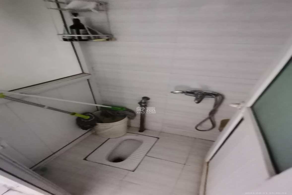 玛依拉山庄  1室1厅1卫   1400.00元/月室内图