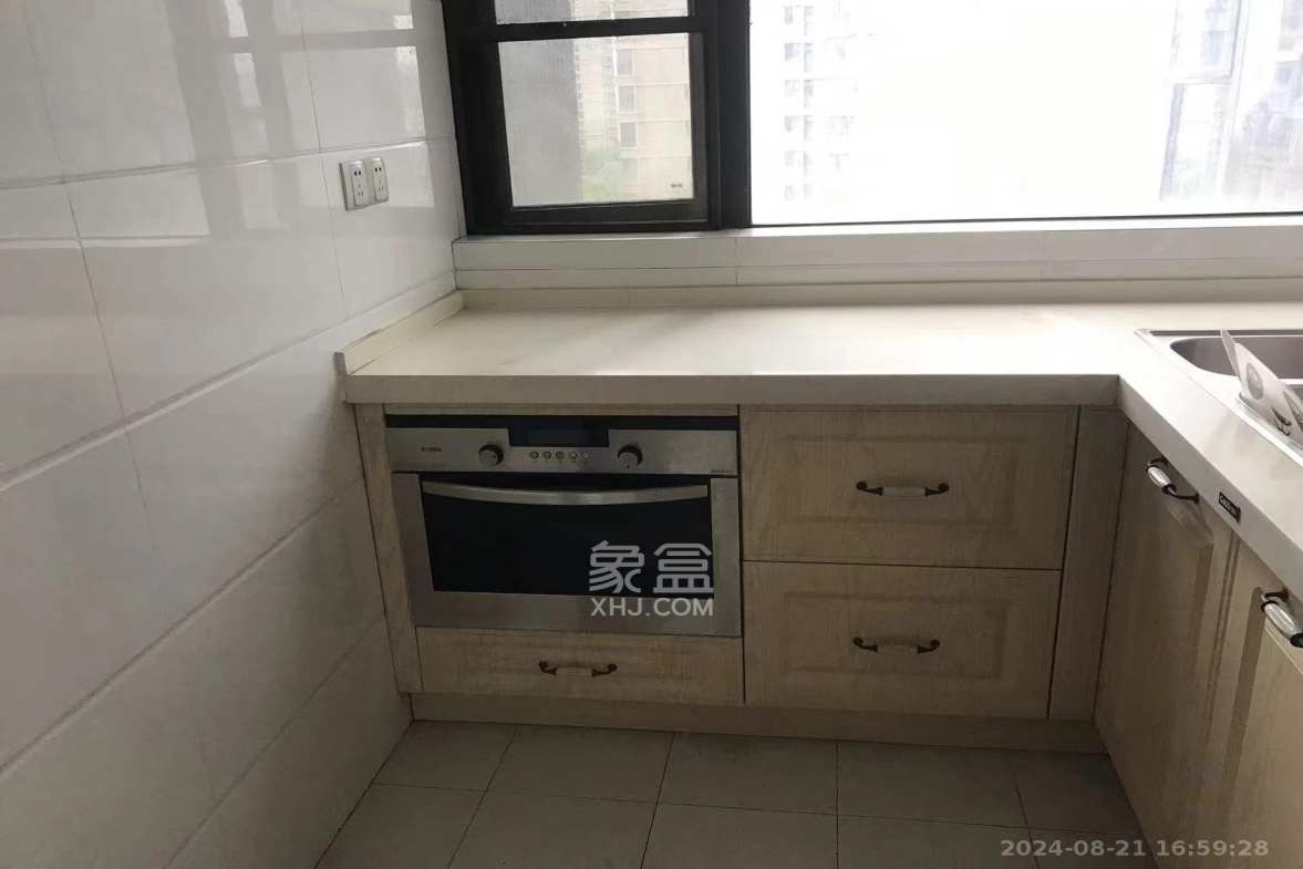 湘域熙岸  4室2厅2卫   4500.00元/月室内图
