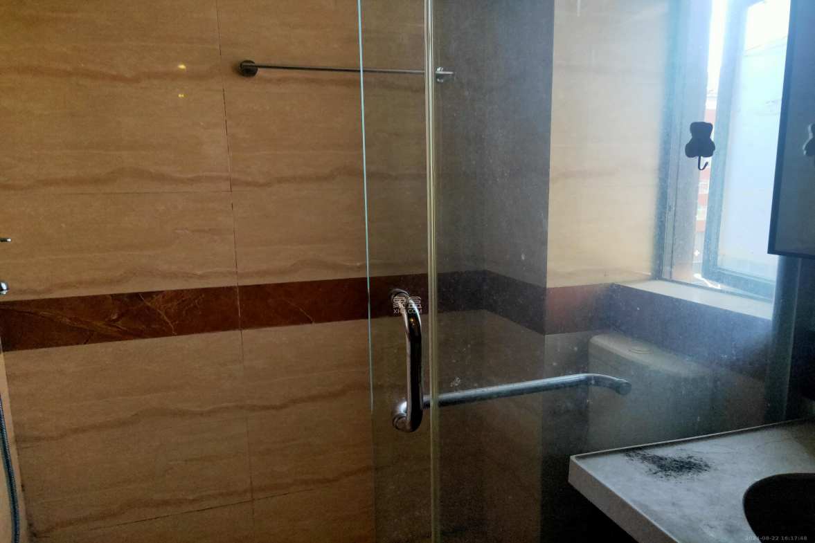江山帝景哈佛  1室2厅1卫   2500.00元/月室内图