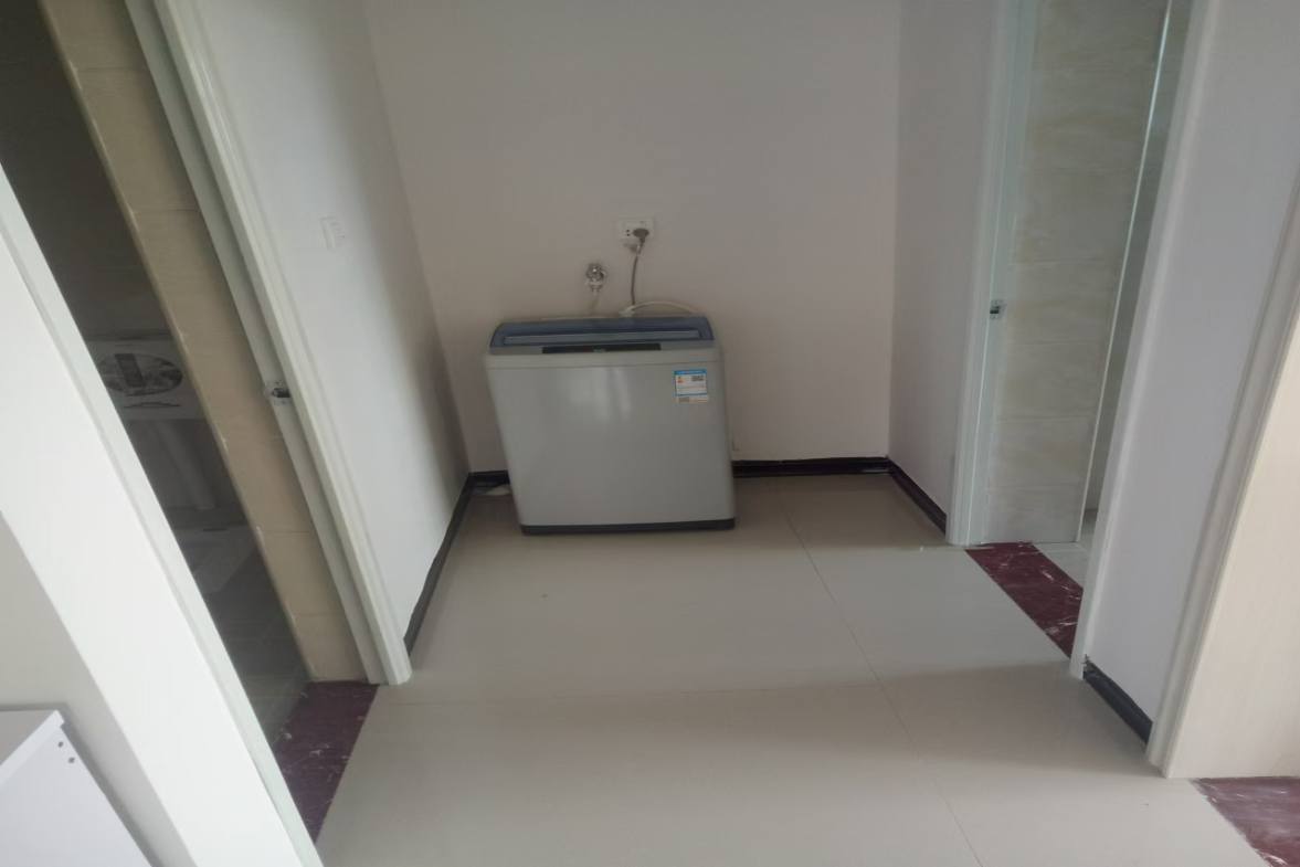 百弘学府城  1室0厅0卫    1200.0元/月室内图