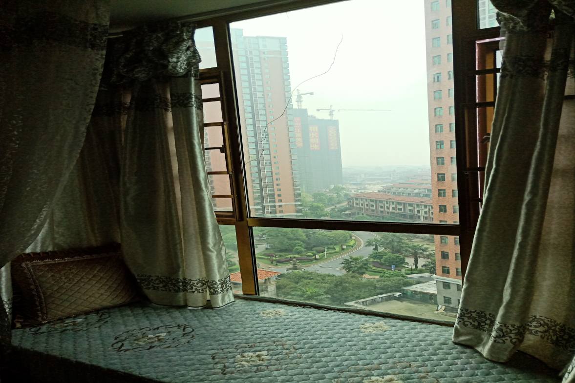 湘水明珠  3室2厅1卫    1800.0元/月室内图