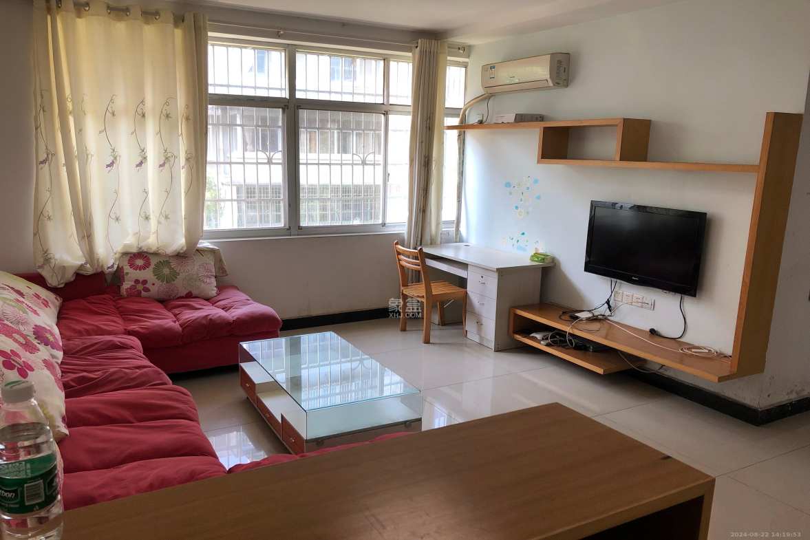 滨河小区  3室2厅1卫   1900.00元/月室内图1