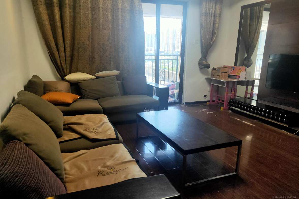 江山帝景哈佛  1室2厅1卫   2500.00元/月室内图1