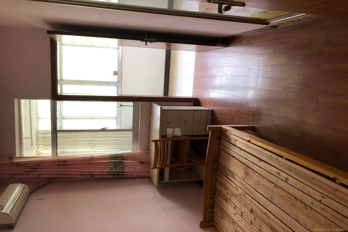 滨河小区  3室2厅1卫   1900.00元/月室内图