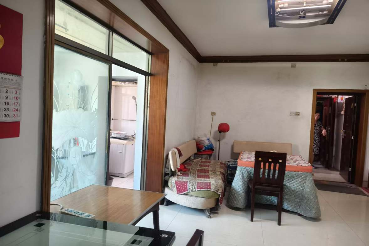 八一橡胶厂（长青中街)  3室2厅1卫    1000.0元/月室内图