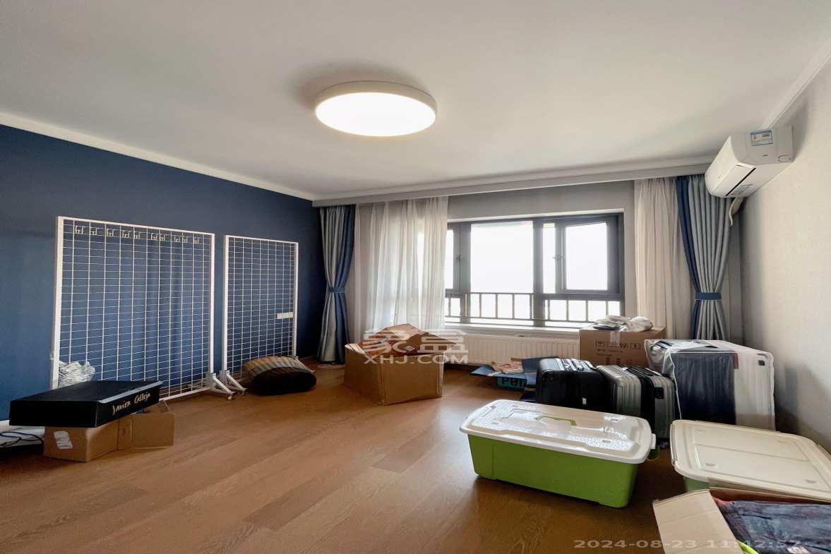 龙湖铂金中心（龙湖春江郦城）  3室2厅2卫    7800.0元/月室内图