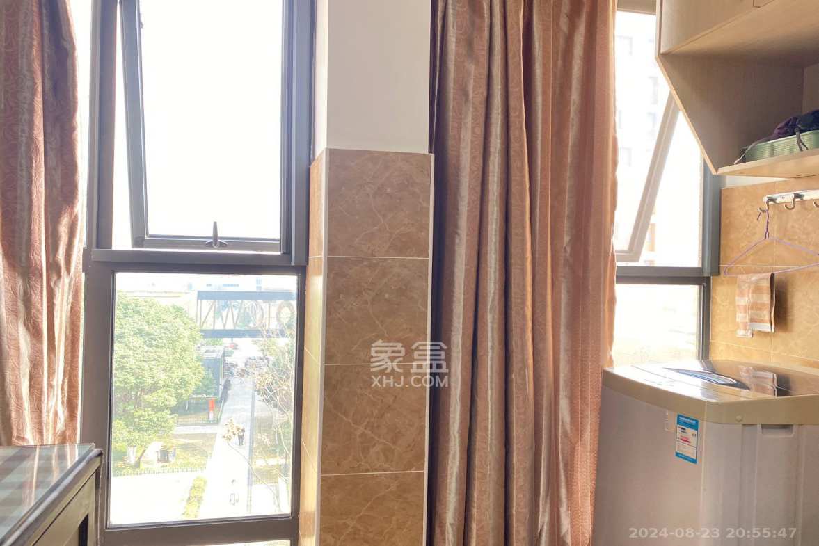 万科魅力之城  1室1厅1卫   1600.00元/月室内图