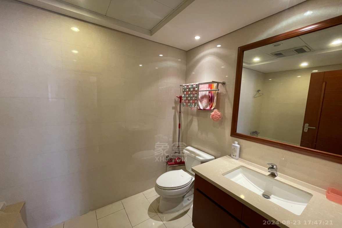晋合湘水湾一期  3室2厅2卫   2800.00元/月室内图