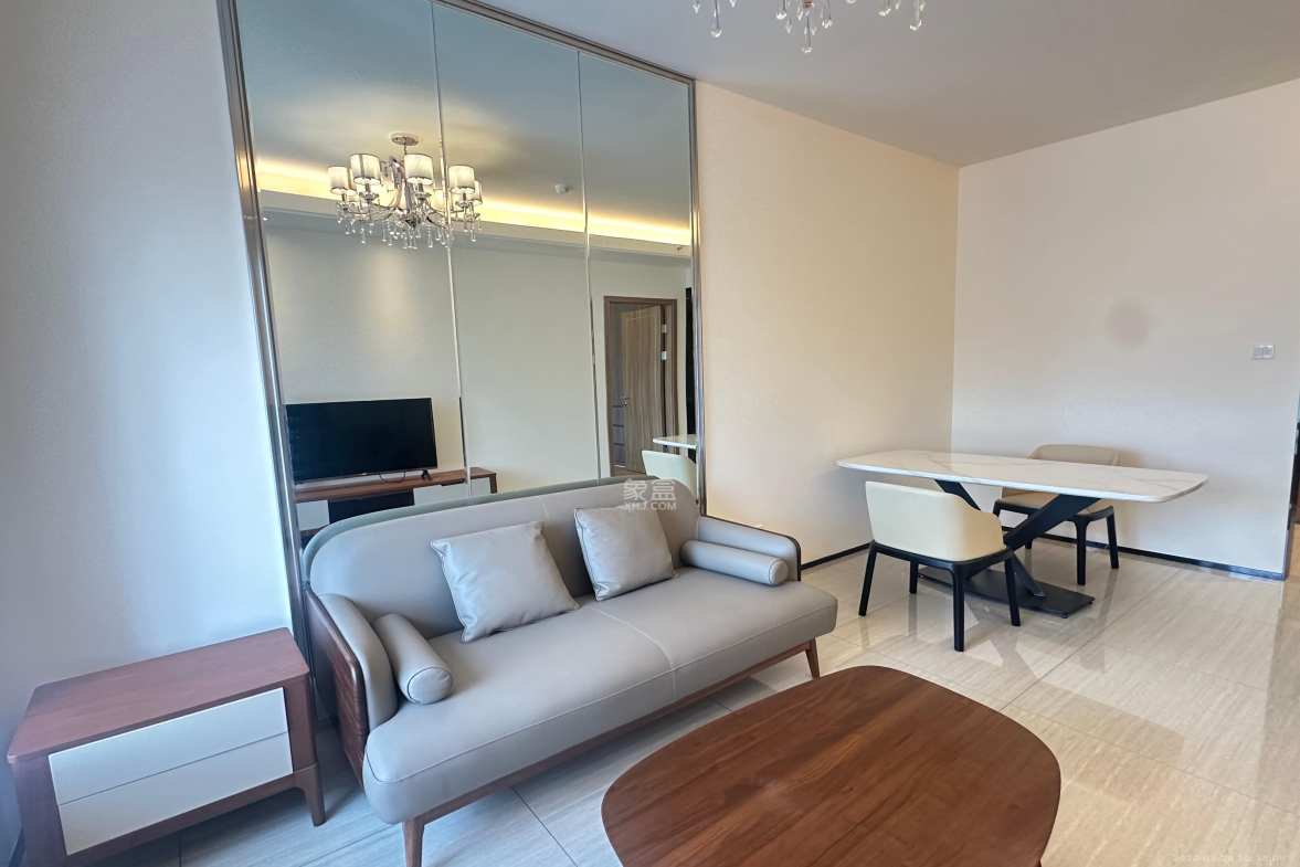 恒大国际广场 1室1厅1卫 2400.0元/月 恒大国际广场 1室1厅1卫 2400.0元/月室内图