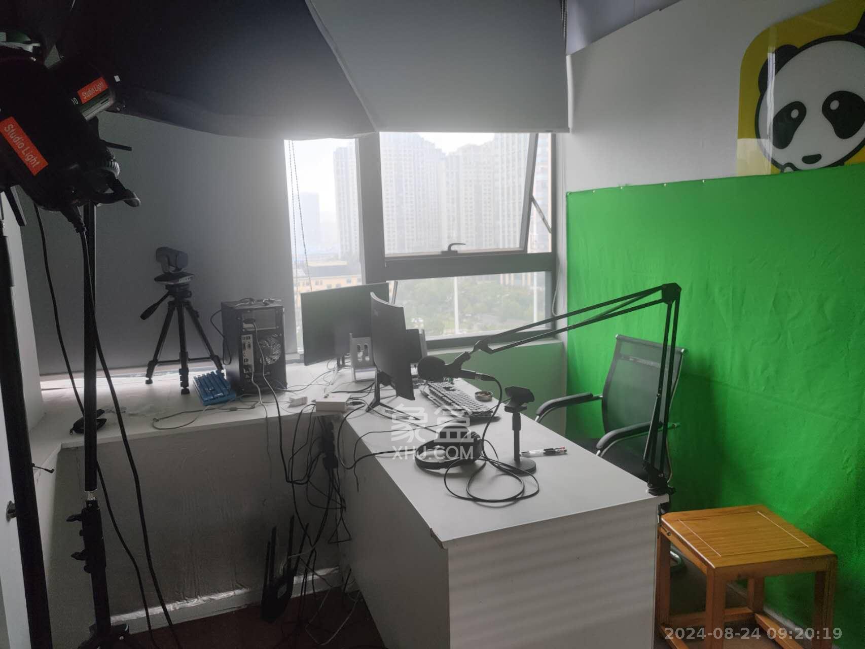 天祥水晶湾   51.87㎡      3400.0元/月室内图