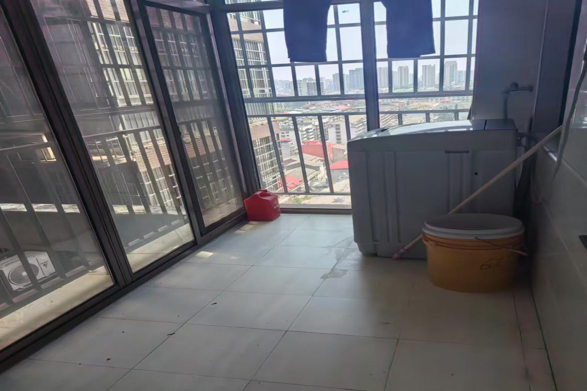 水木华庭 3室2厅2卫 75.8万 水木华庭 3室2厅2卫 75.8万室内图