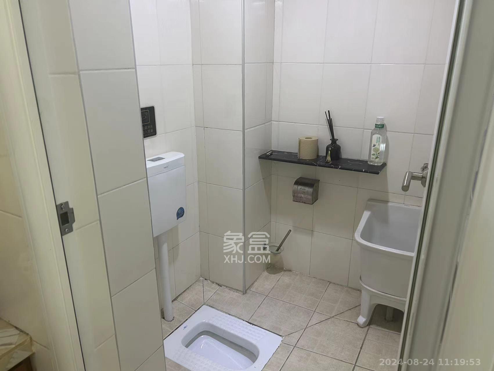 万象新天   93.69㎡      3800.0元/月室内图