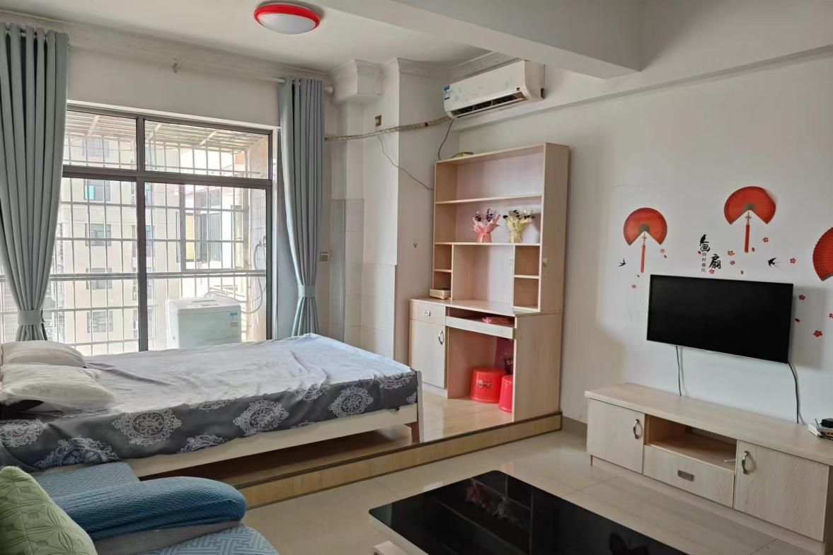 五洲富隆中心  1室1厅1卫    1100.0元/月室内图