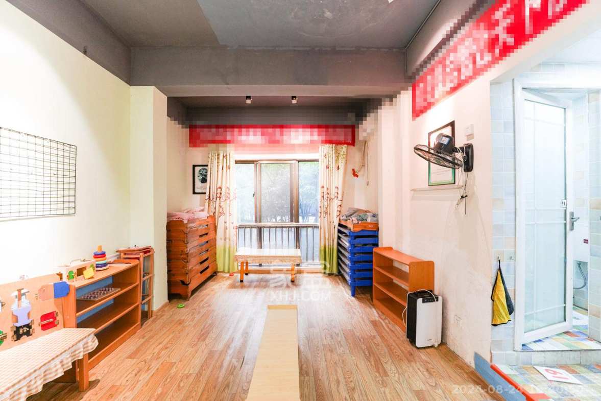 岳泰理想城  5室2厅1卫   5500.00元/月室内图