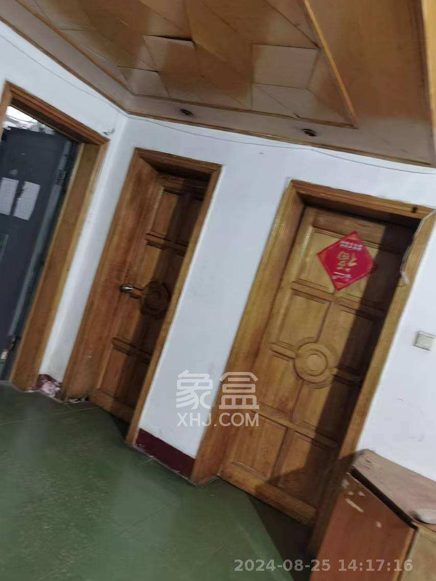 晓园宿舍（晓园路湘运小区）  3室1厅1卫    1600.0元/月室内图