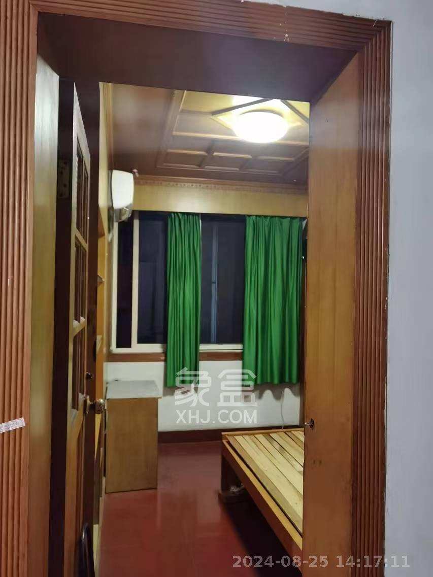 晓园宿舍（晓园路湘运小区）  3室1厅1卫    1600.0元/月室内图