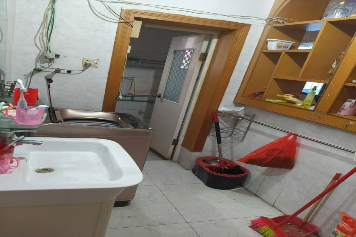 娄星区散盘 3室1厅1卫 1000.0元/月 娄星区散盘 3室1厅1卫 1000.0元/月室内图