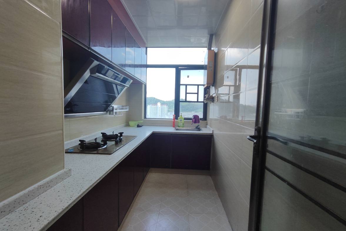 百弘学府城 1室1厅1卫 850.0元/月 百弘学府城 1室1厅1卫 850.0元/月室内图