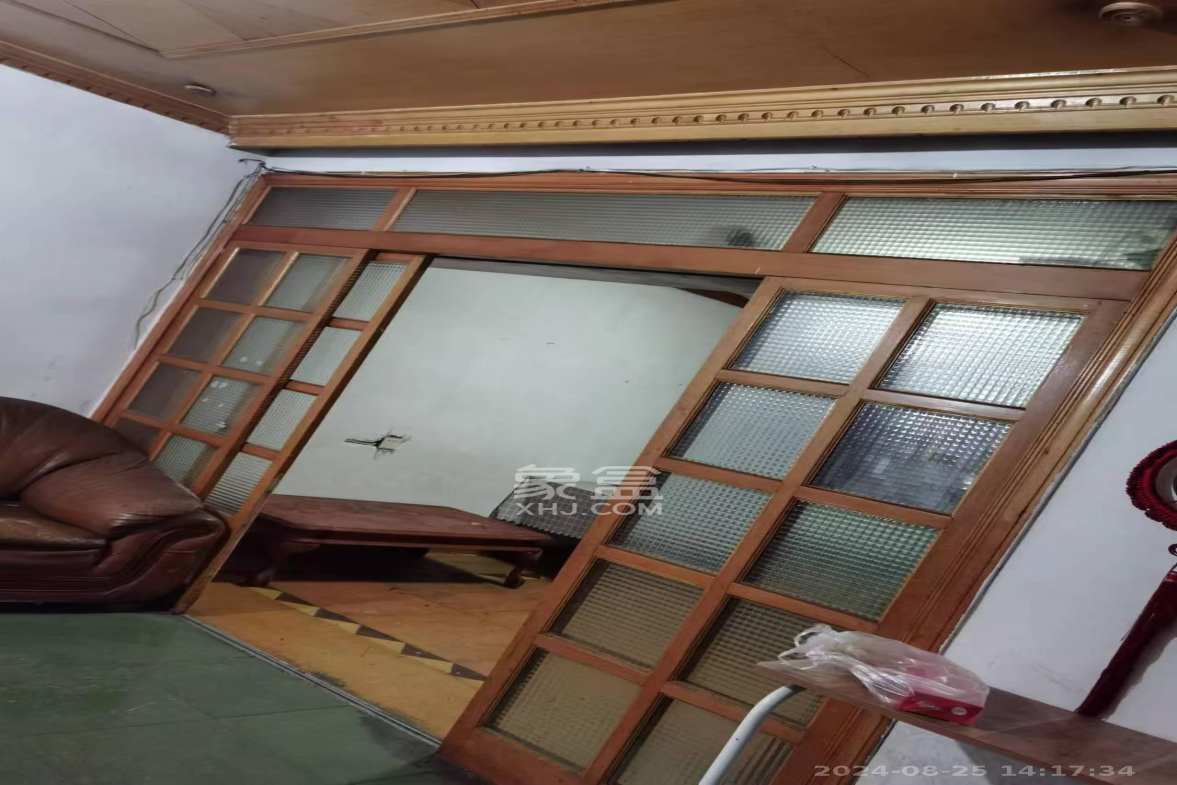 晓园宿舍（晓园路湘运小区）  3室1厅1卫    1600.0元/月室内图