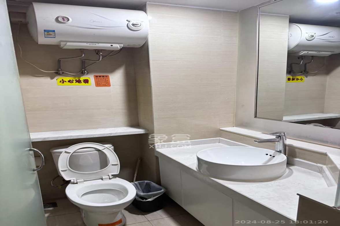 喜盈门范城  1室1厅1卫   1600.00元/月室内图