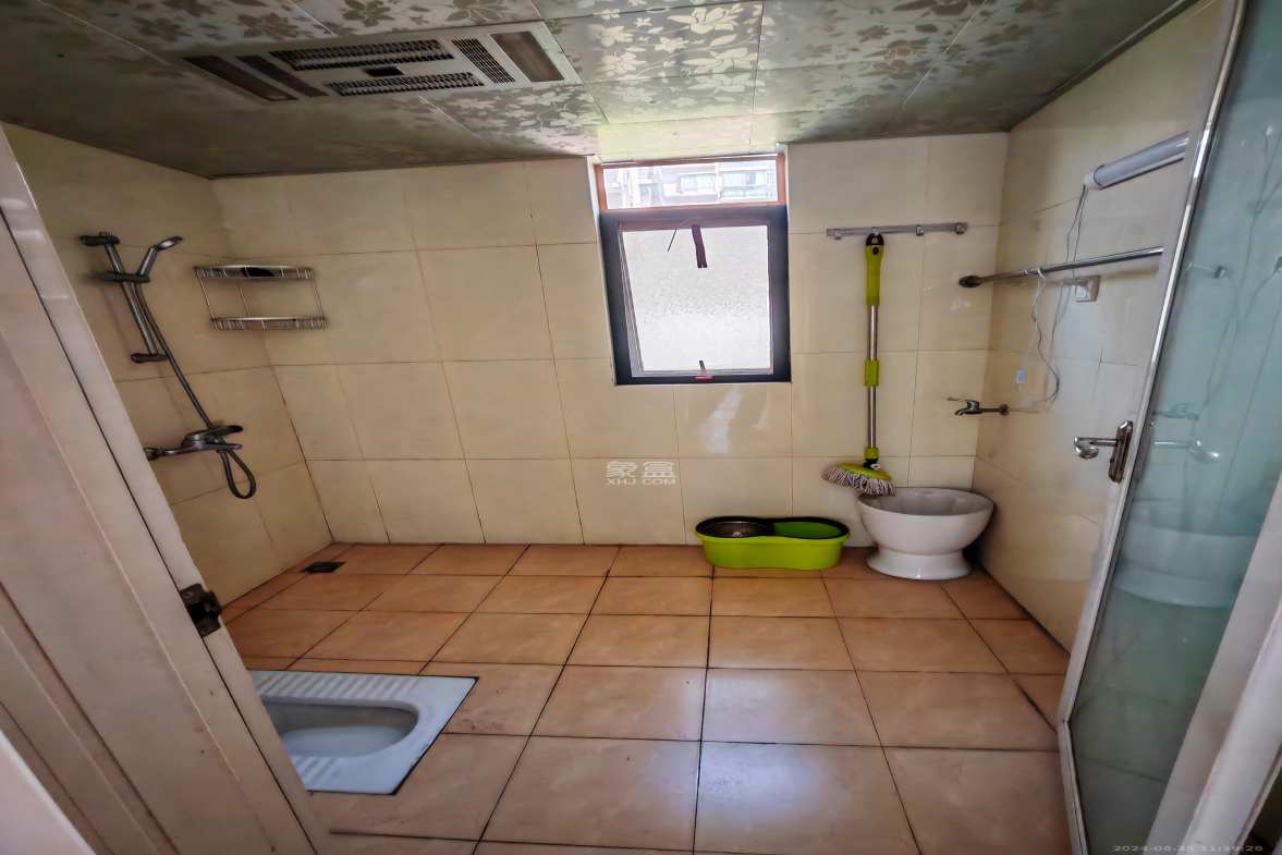 湘江世纪城豪江苑 3室2厅2卫 3000.0元/月 湘江世纪城豪江苑 3室2厅2卫 3000.0元/月室内图