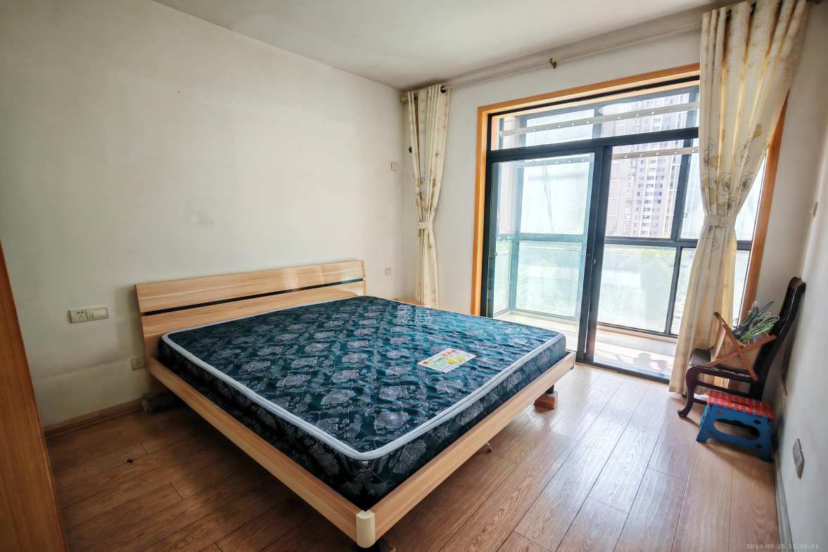 湘江世纪城豪江苑 3室2厅2卫 3000.0元/月 湘江世纪城豪江苑 3室2厅2卫 3000.0元/月室内图