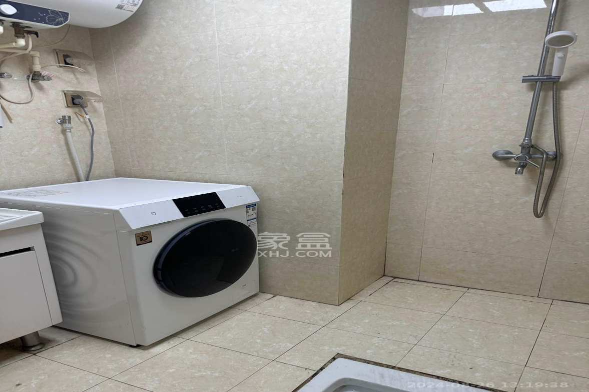 众东国际  1室1厅1卫   2200.00元/月室内图