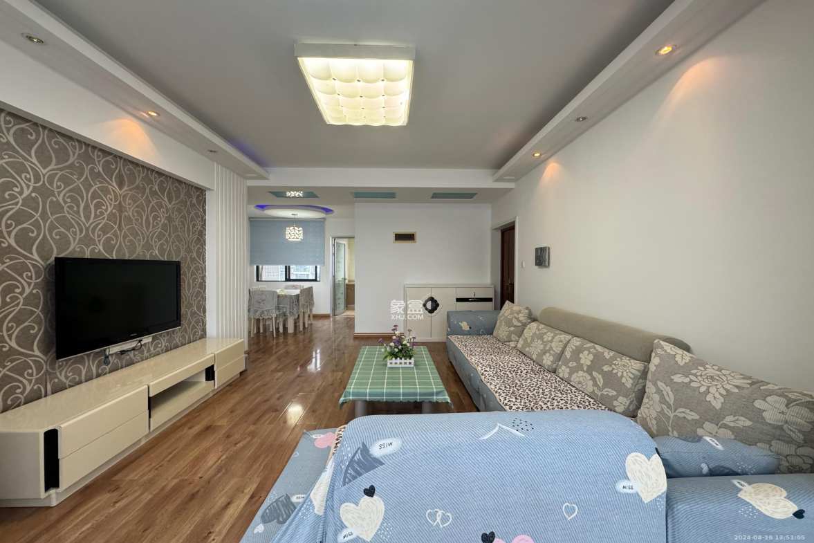 湘江世纪城咏江苑  2室2厅1卫    2800.0元/月 湘江世纪城咏江苑  2室2厅1卫    2800.0元/月室内图