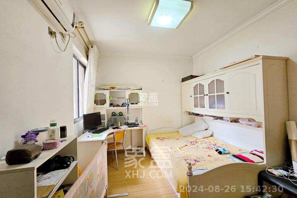 新华都万家城  2室1厅1卫   2400.00元/月室内图