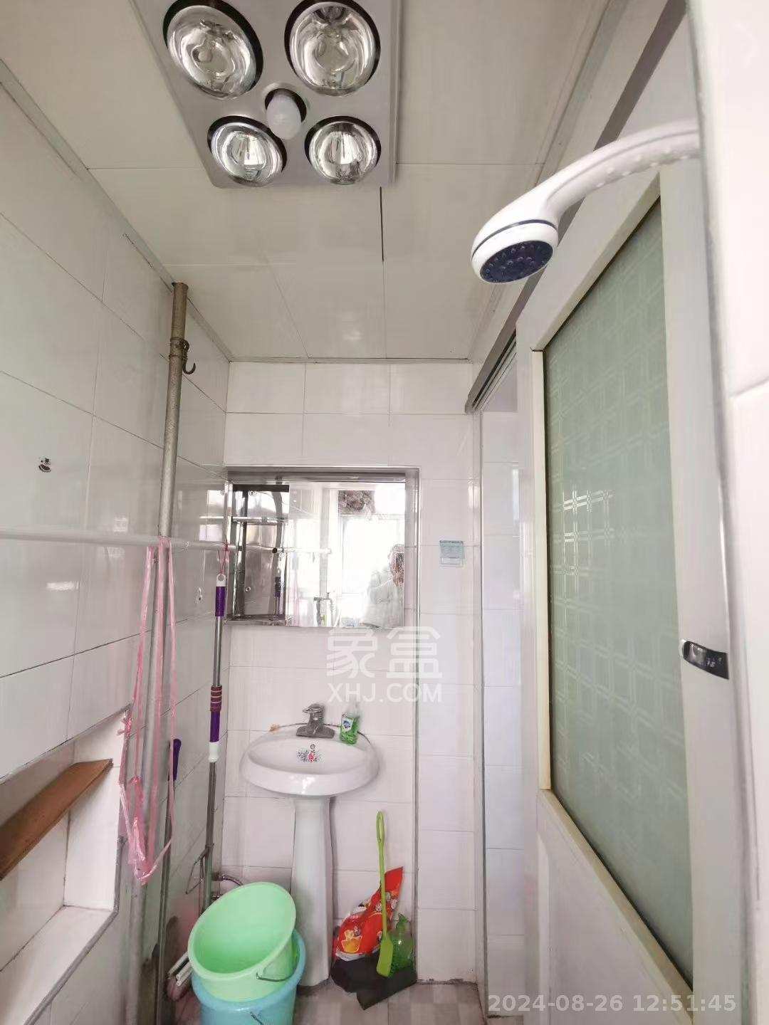 南园小区  2室2厅1卫   1500.00元/月室内图
