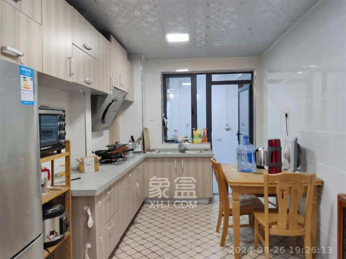 盛地尊域 3室2厅1卫 2200.0元/月 盛地尊域 3室2厅1卫 2200.0元/月室内图