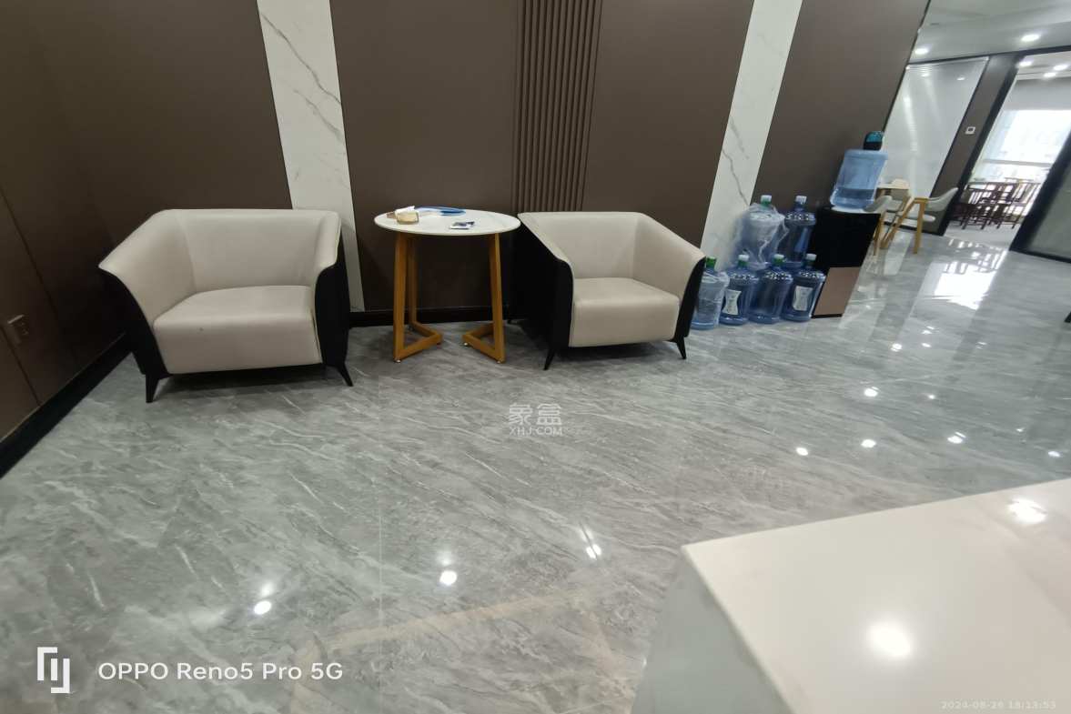 宇成朝阳广场  1室1厅1卫   18500.00元/月室内图1