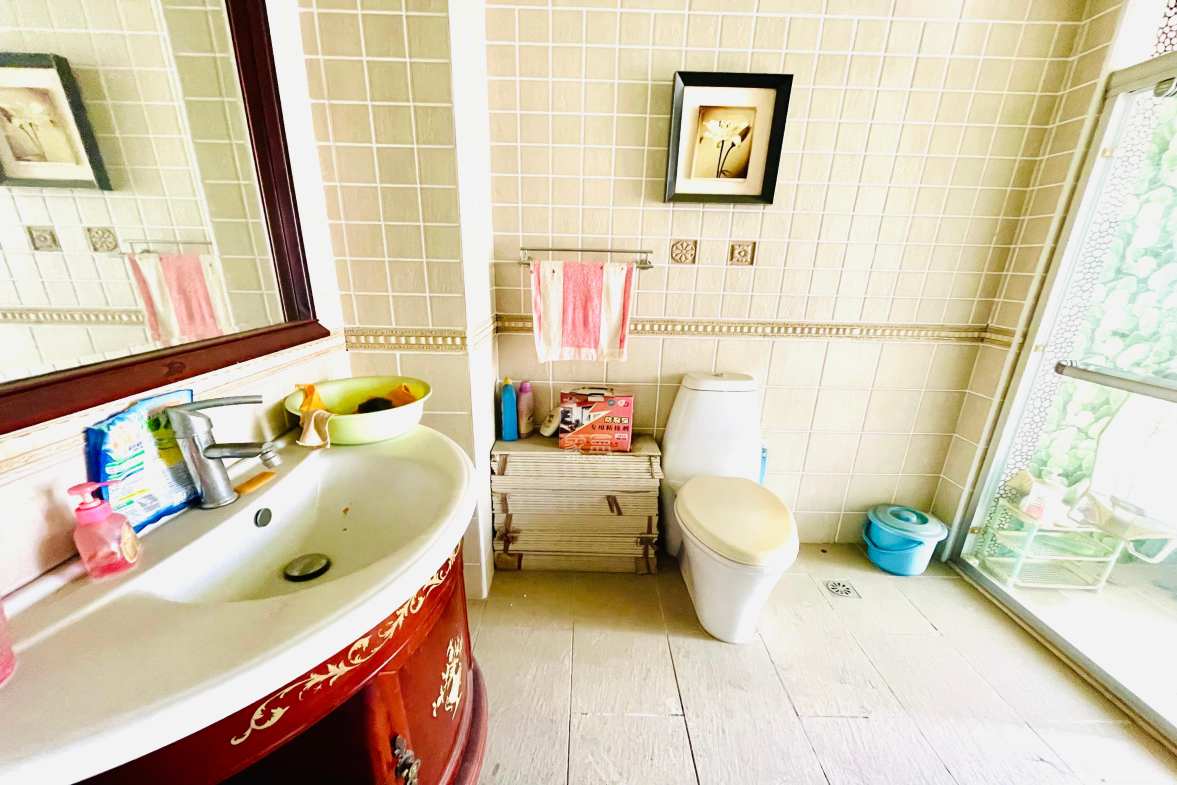 美林水郡  3室2厅2卫    2800.0元/月室内图