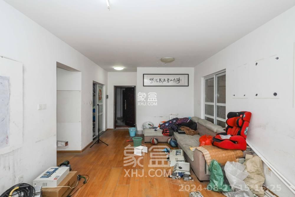 中国铁建梅溪青秀一期  3室2厅1卫   2200.00元/月