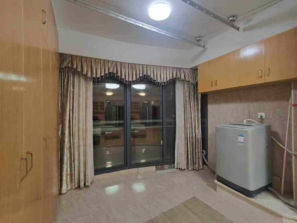 尚书房  2室1厅1卫   2000.00元/月室内图