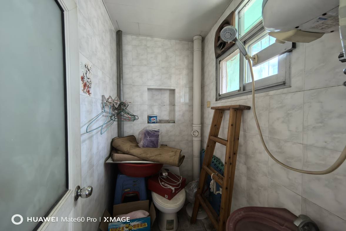 王家小区  3室2厅2卫    1000.0元/月室内图