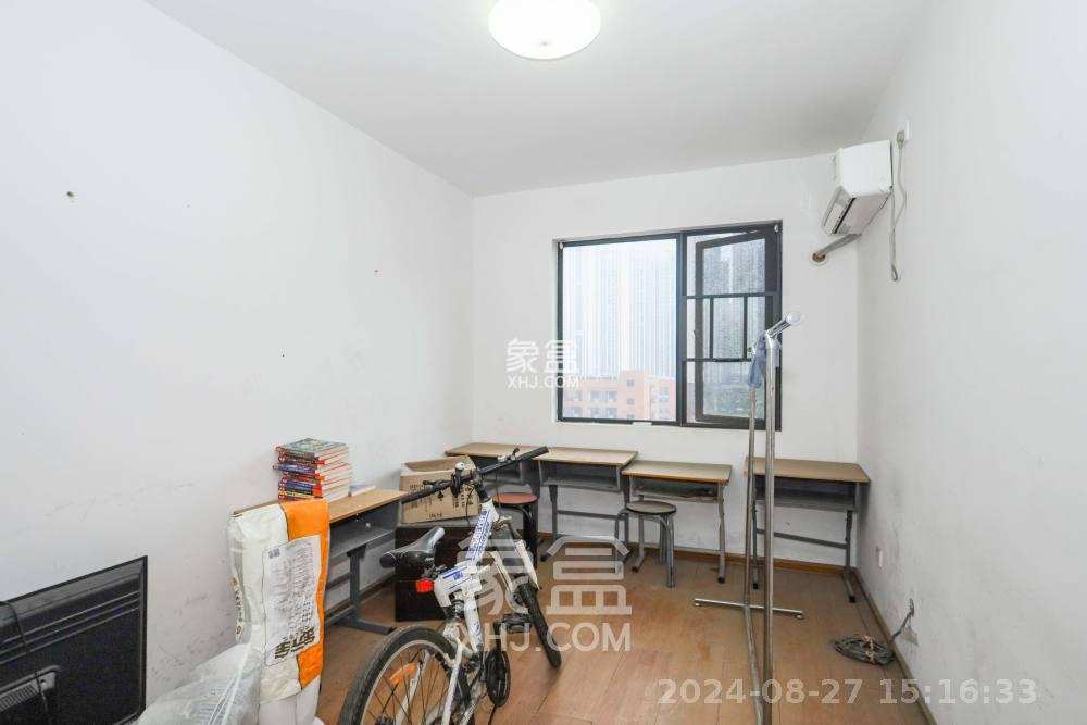 中国铁建梅溪青秀一期  3室2厅1卫   2200.00元/月室内图