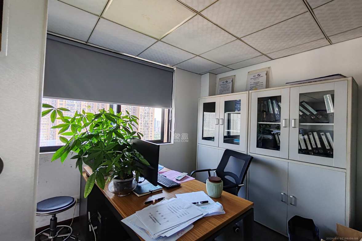 阳光锦城 1室1厅1卫 1800.0元/月 阳光锦城 1室1厅1卫 1800.0元/月室内图