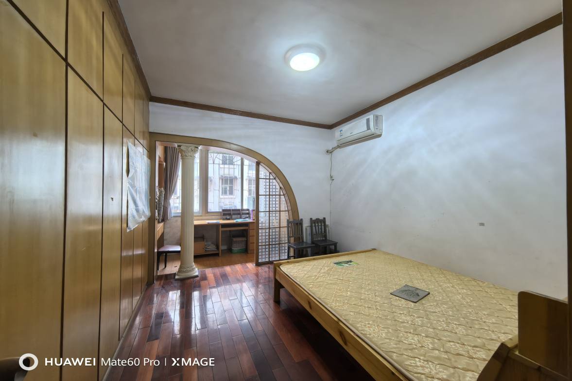 王家小区  3室2厅2卫    1000.0元/月室内图