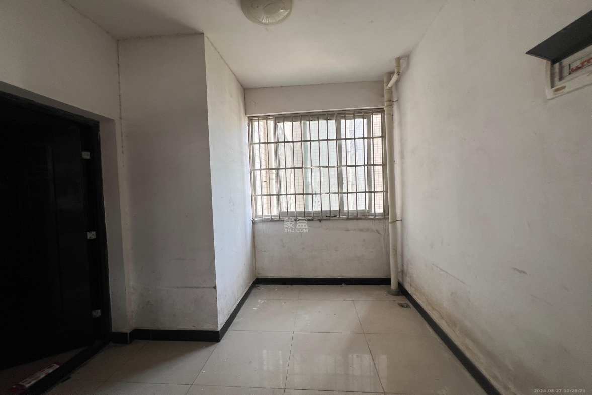 湘樟园小区（湘樟家园）  3室2厅1卫    2000.0元/月室内图