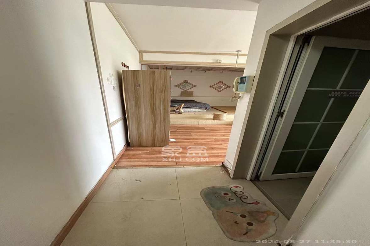 鸿盛大厦  1室1厅1卫   2300.00元/月室内图