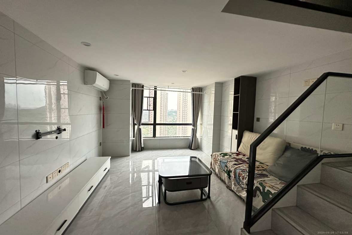 天麓轻奢国际  1室1厅1卫    1900.0元/月 天麓轻奢国际  1室1厅1卫    1900.0元/月户型图